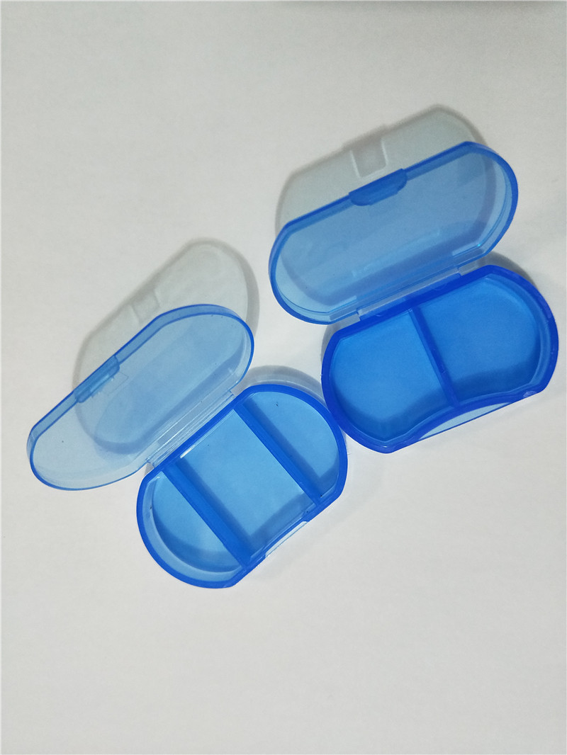 Mini Two-Compartment Medicine Box with Grid Drug Storage Easy to Carry Plastic Storage Drug Classification Printable Mini Two-Compartment Medicine Box with Grid Drug Storage Easy to Carry Plastic Storage Drug Classification Printable