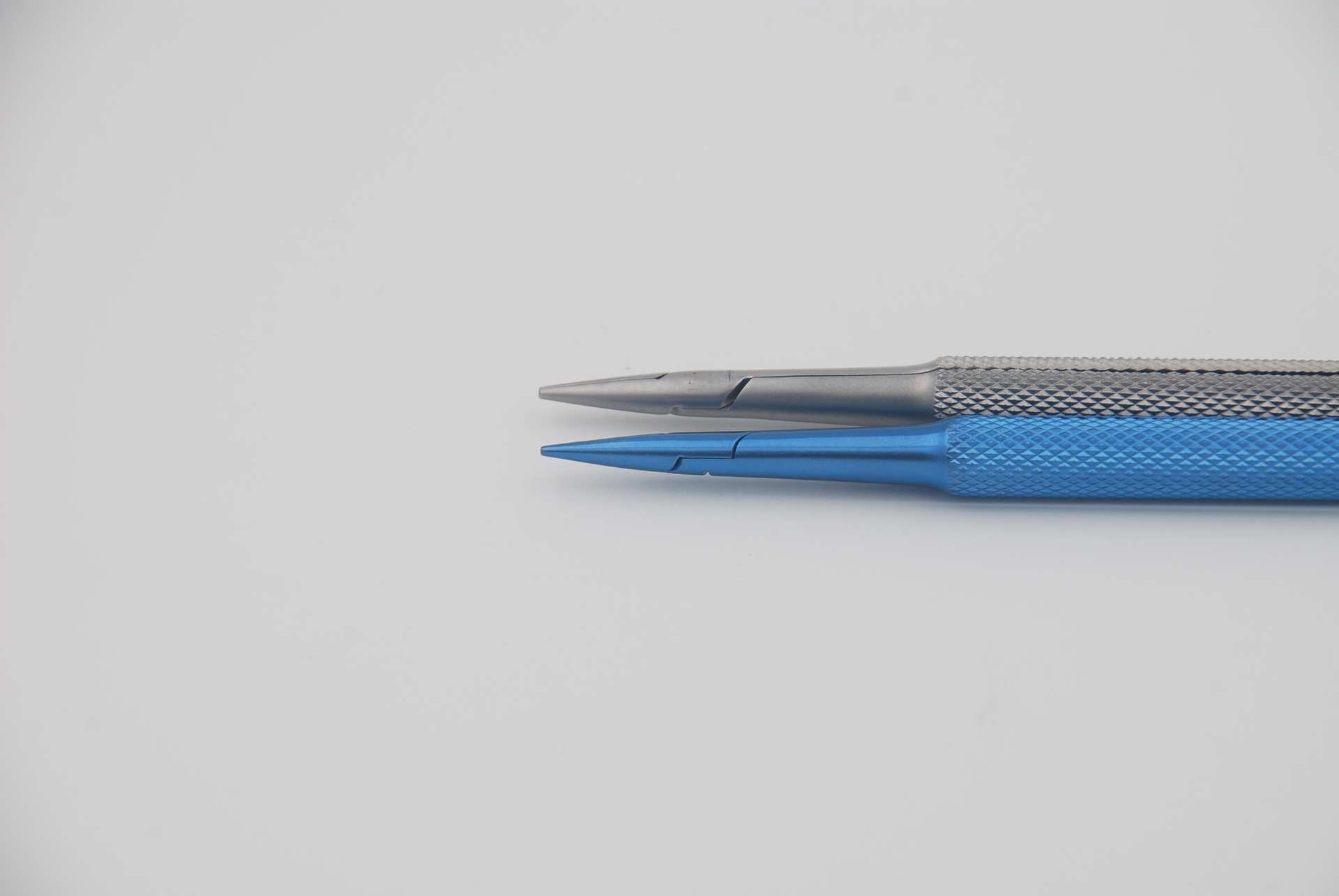 Microsurgical Instrument, Stainless Steel Titanium Alloy Blade Gripper. Ophthalmic Surgical Instrument Blade Clip Microsurgical Instrument, Stainless Steel Titanium Alloy Blade Gripper. Ophthalmic Surgical Instrument Blade Clip