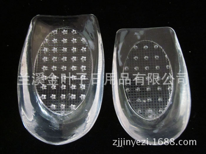 Add 0.7cm Silicone adhesive clear heel pad to relieve heel pain shock (female) Add 0.7cm Silicone adhesive clear heel pad to relieve heel pain shock (female)