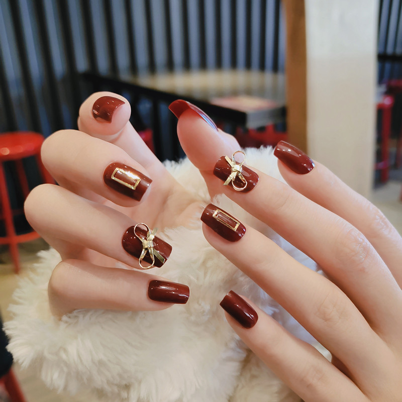 B170 Your Gift Red Bow Mid-Length Square Head Finished Nail Beauty Fake Nails Wear Nail Sticker Wholesale