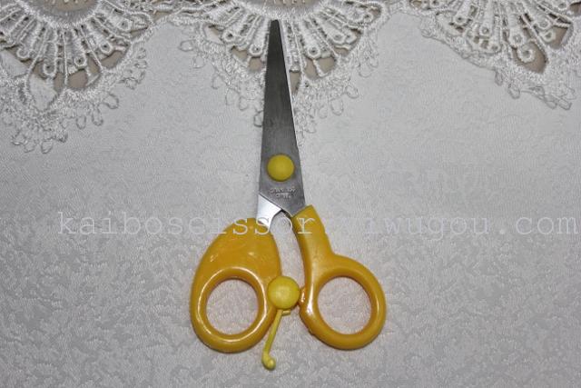Factory direct cable KAIBO spring KB2011 nail scissors scissors student card Factory direct cable KAIBO spring KB2011 nail scissors scissors student card