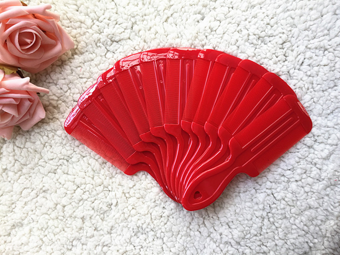 Plastic handle grate with double-sided fine tooth comb yuan store wholesale and direct commodity manufacturers Plastic handle grate with double-sided fine tooth comb yuan store wholesale and direct commodity manufacturers