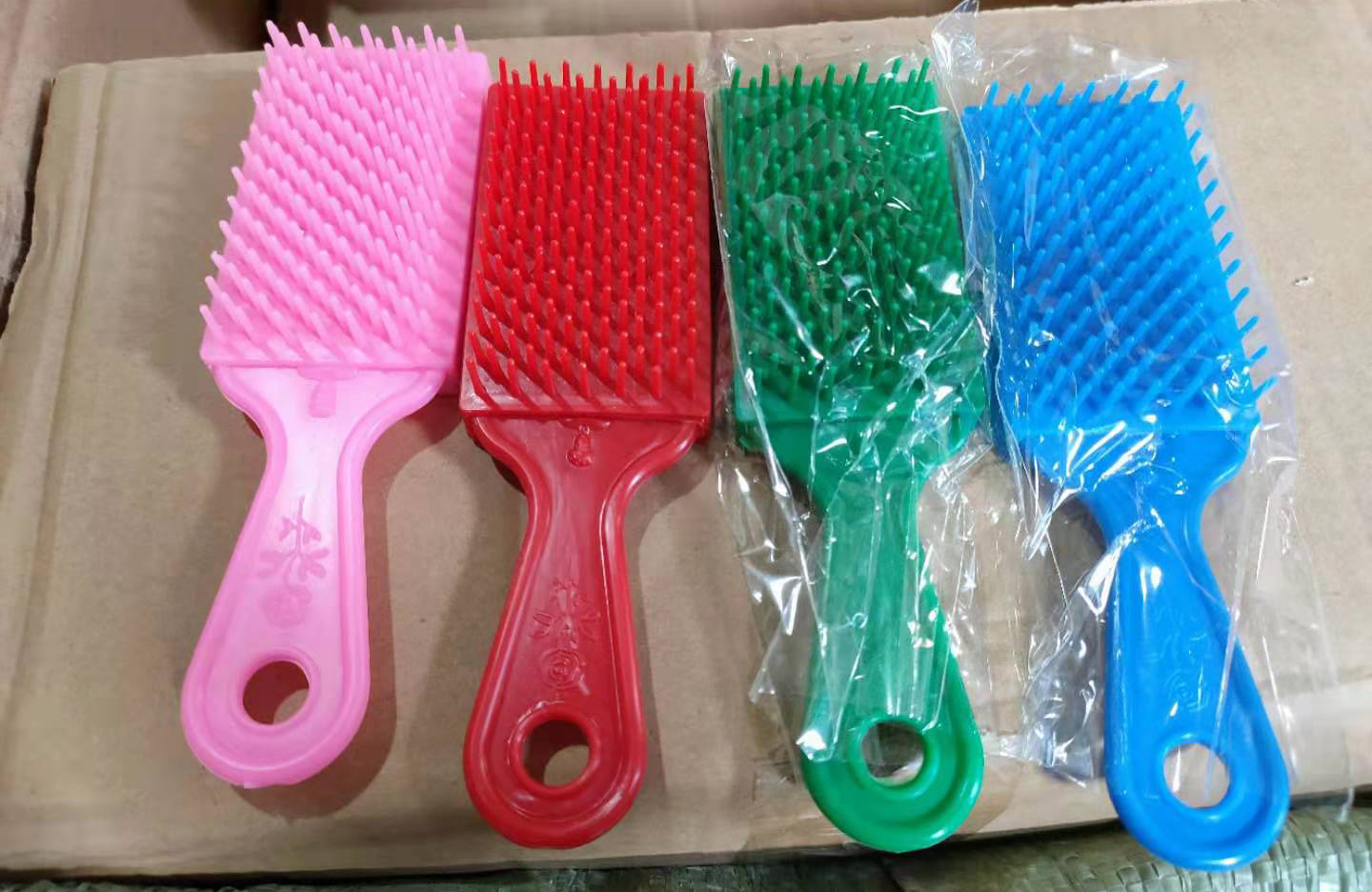 Wholesale New Outlet 813S Comb with Mirror Dual-Purpose Comb Spring Lady Wholesale New Outlet 813S Comb with Mirror Dual-Purpose Comb Spring Lady