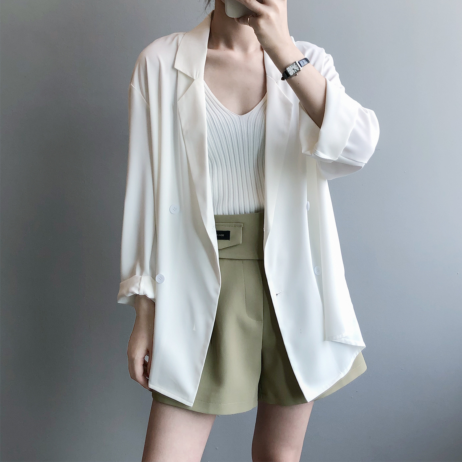 Summer 2020 new Korean web celebrity thin small suit jacket women&#039;s design sense of sunscreen loose suit 3355