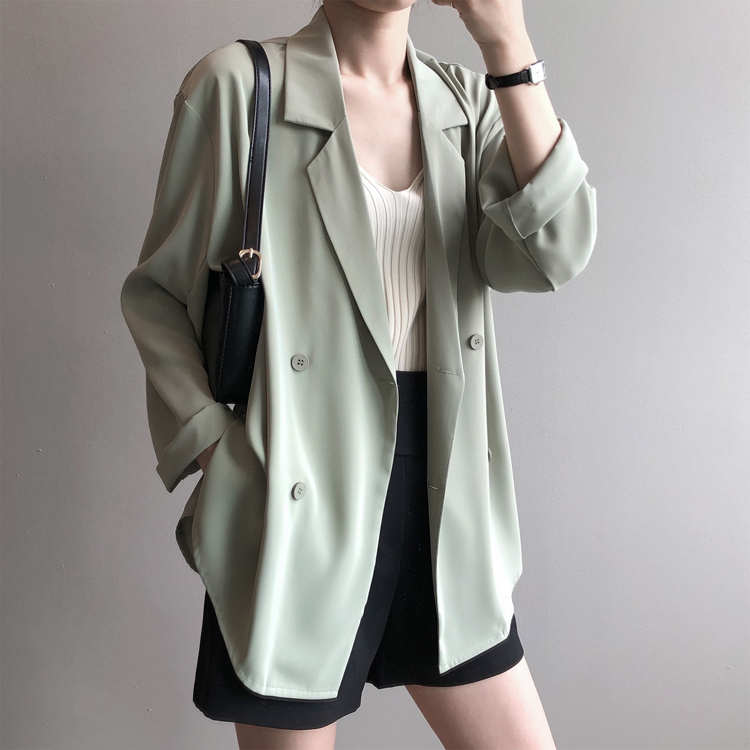 Summer 2020 new Korean web celebrity thin small suit jacket women's design sense of sunscreen loose suit 3355
