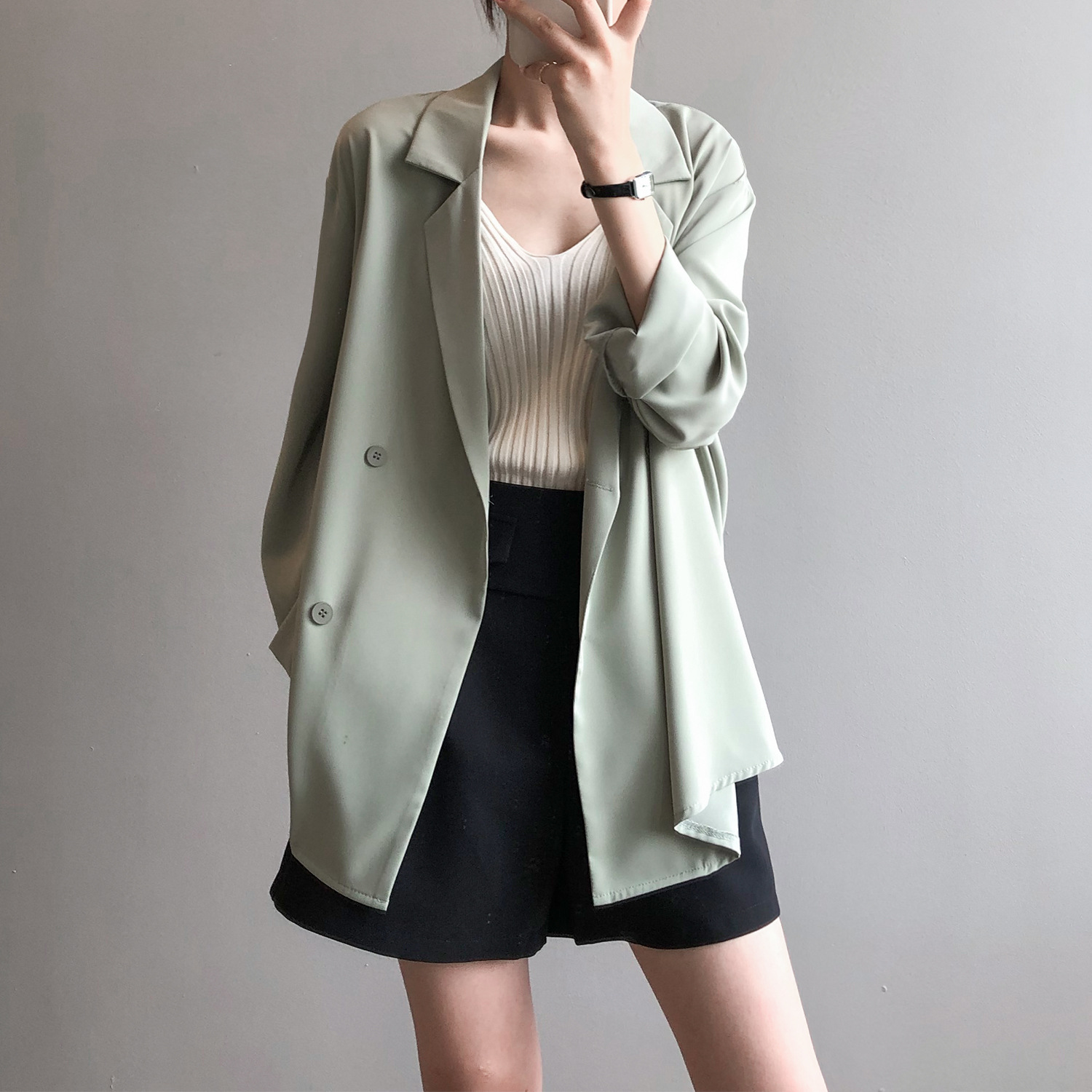 Summer 2020 new Korean web celebrity thin small suit jacket women's design sense of sunscreen loose suit 3355