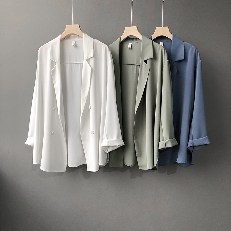 Summer 2020 new Korean web celebrity thin small suit jacket women's design sense of sunscreen loose suit 3355
