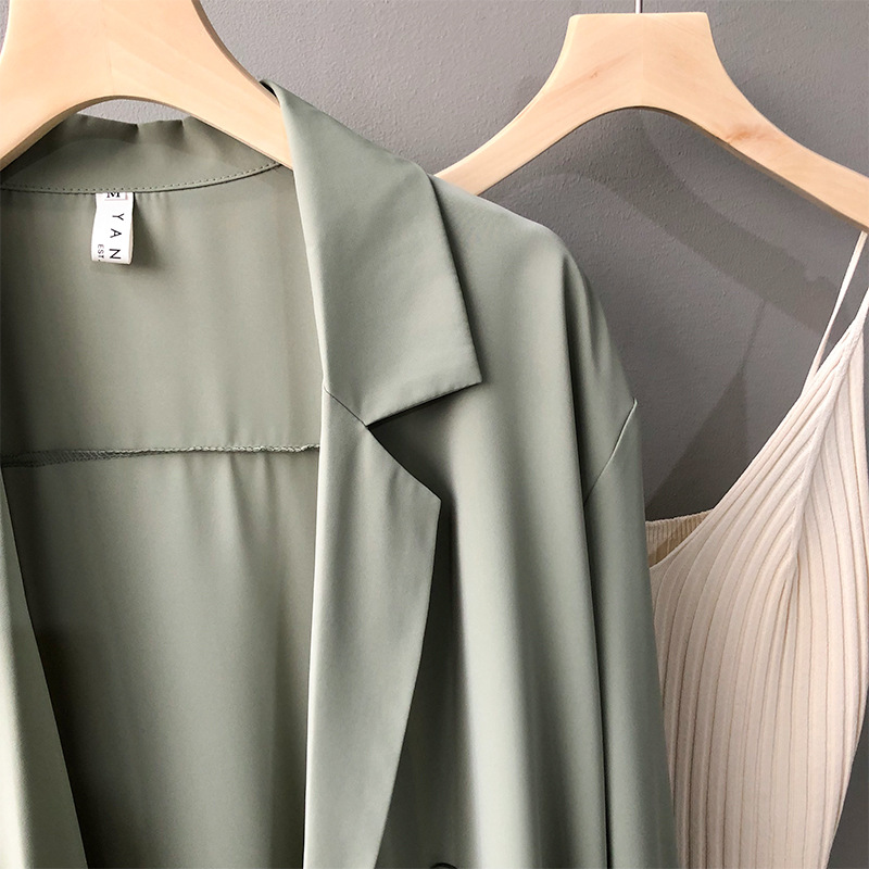 Summer 2020 new Korean web celebrity thin small suit jacket women's design sense of sunscreen loose suit 3355