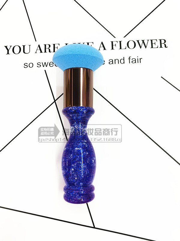 New single three-color makeup powder puff makeup brush hot - selling gourd powder puff blush brush makeup cotton brush