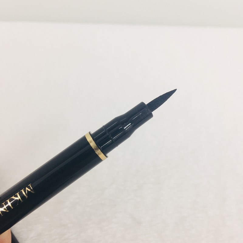 Silky dynamic pen cool black solid eyeliner liquid pen fast dry eyeliner water pen sweat proof water proof Silky dynamic pen cool black solid eyeliner liquid pen fast dry eyeliner water pen sweat proof water proof