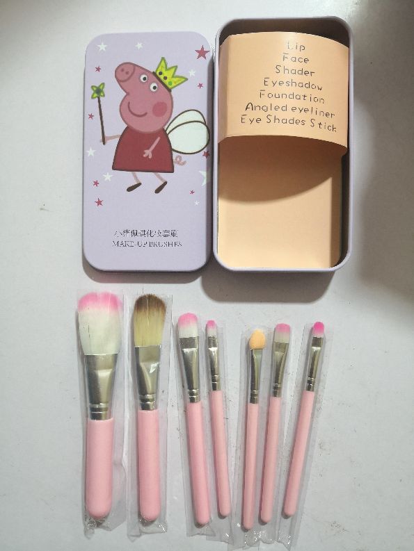 Piggy peppa makeup brush set brush cartoon head 7 iron box brush set Piggy peppa makeup brush set brush cartoon head 7 iron box brush set