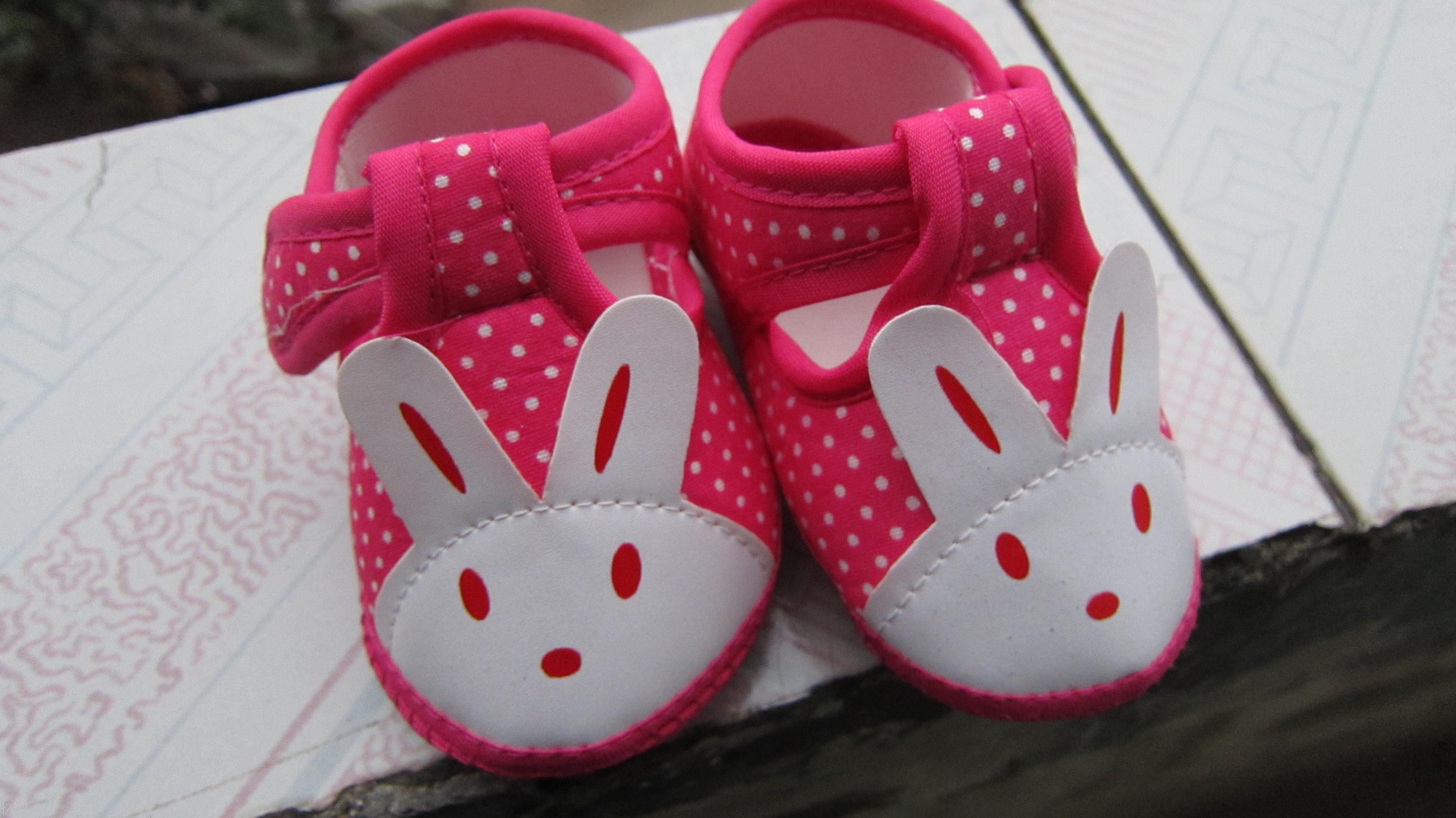 Foreign trade cloth bottom fashion rabbit head single shoe baby shoes baby shoes baby shoes. Foreign trade cloth bottom fashion rabbit head single shoe baby shoes baby shoes baby shoes.
