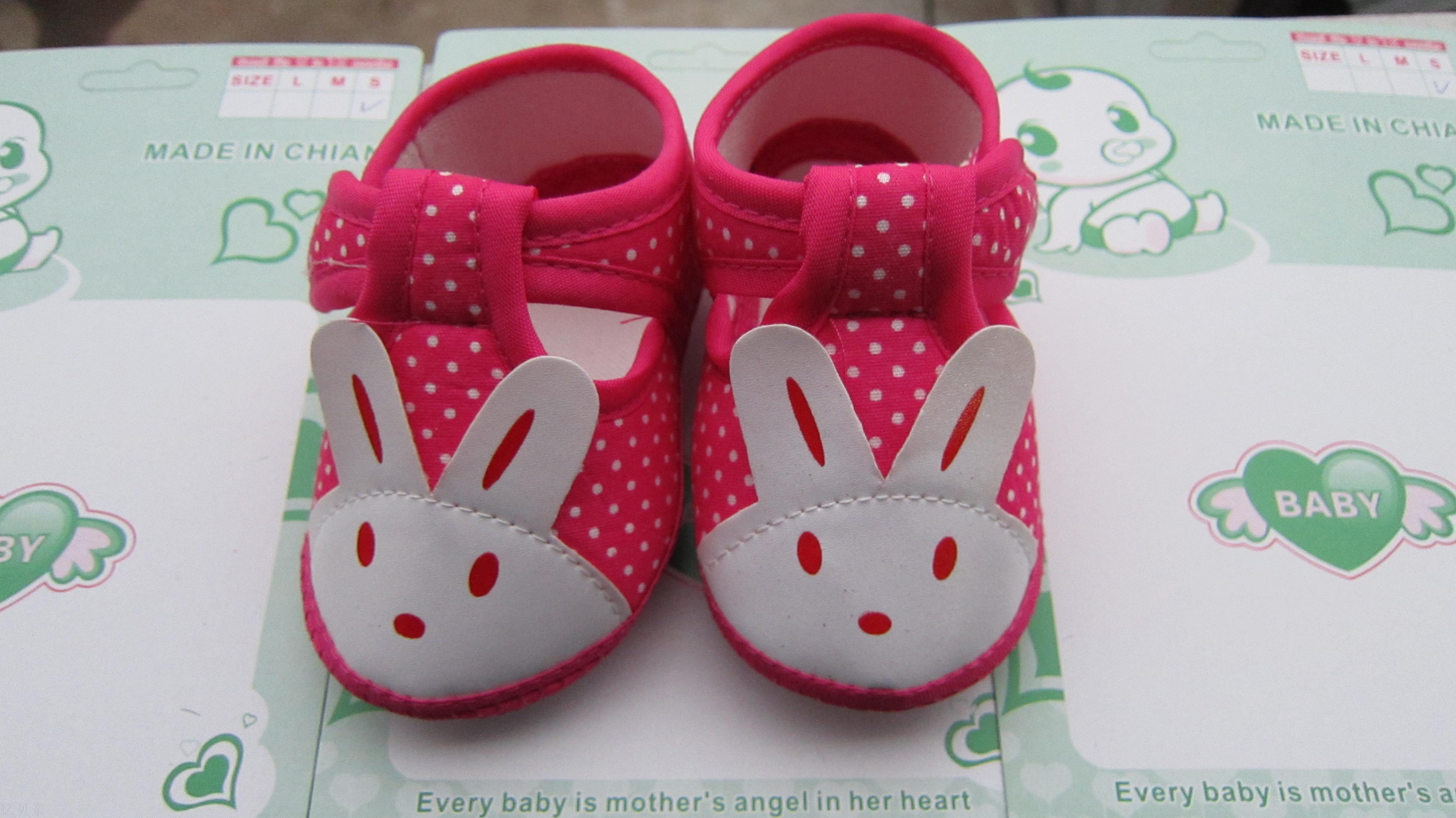 Foreign trade cloth bottom fashion rabbit head single shoe baby shoes baby shoes baby shoes. Foreign trade cloth bottom fashion rabbit head single shoe baby shoes baby shoes baby shoes.