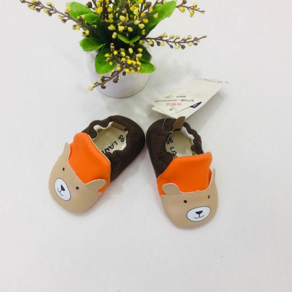 Spring and autumn new baby shoes are breathable 0-8 months for men and women baby shoes manufacturers Spring and autumn new baby shoes are breathable 0-8 months for men and women baby shoes manufacturers