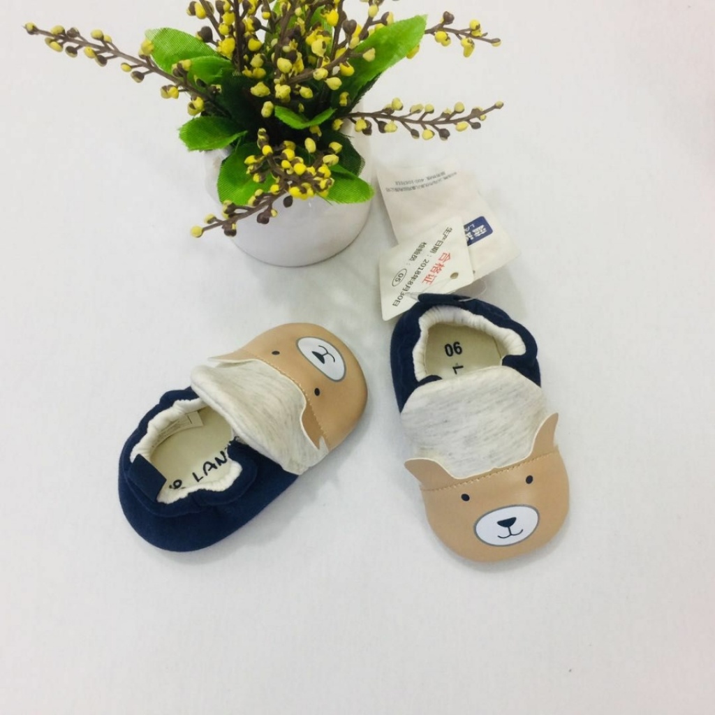 Spring and autumn new baby shoes are breathable 0-8 months for men and women baby shoes manufacturers Spring and autumn new baby shoes are breathable 0-8 months for men and women baby shoes manufacturers