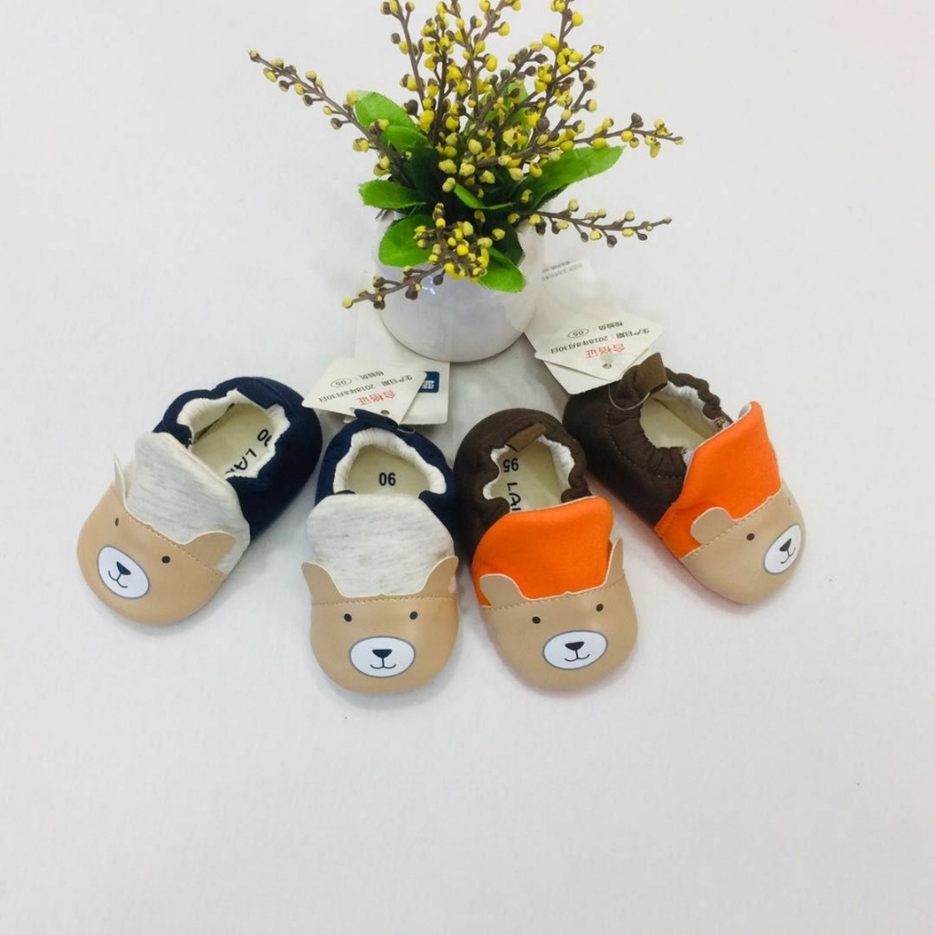Spring and autumn new baby shoes are breathable 0-8 months for men and women baby shoes manufacturers Spring and autumn new baby shoes are breathable 0-8 months for men and women baby shoes manufacturers