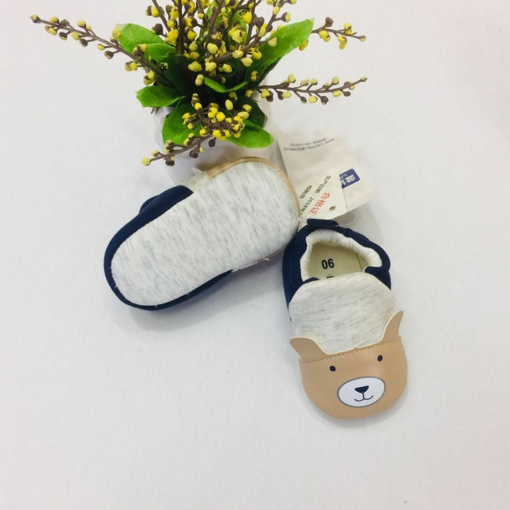 Spring and autumn new baby shoes are breathable 0-8 months for men and women baby shoes manufacturers Spring and autumn new baby shoes are breathable 0-8 months for men and women baby shoes manufacturers