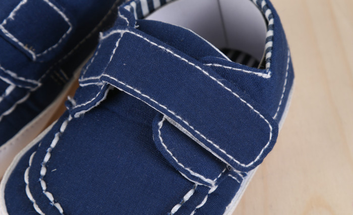 Baby shoes and tie gift box for baby boy shoes + tie combination gift box for baby suit Baby shoes and tie gift box for baby boy shoes + tie combination gift box for baby suit