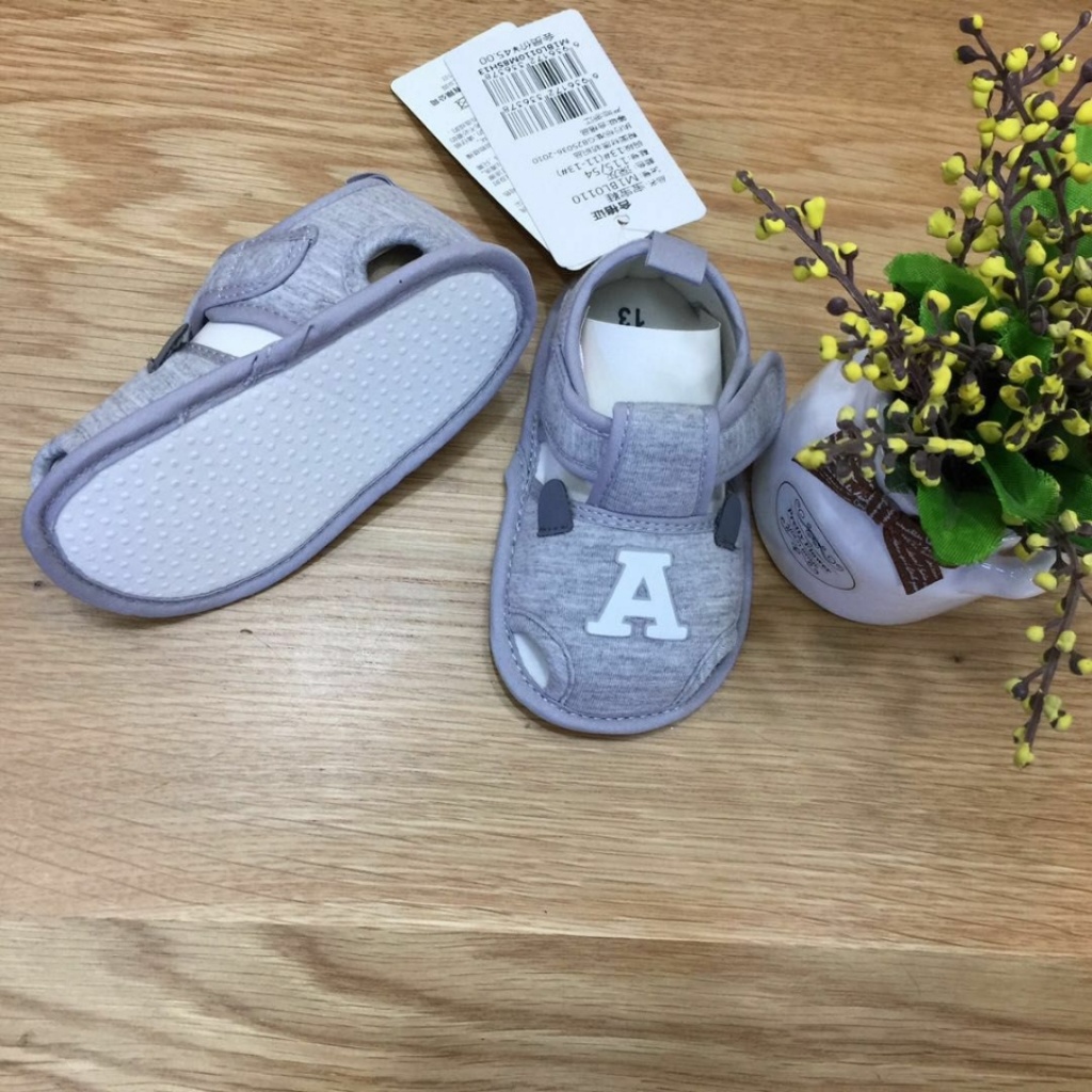 Mutra summer baby shoes for boys and girls, with soft sole and soft surface Mutra summer baby shoes for boys and girls, with soft sole and soft surface