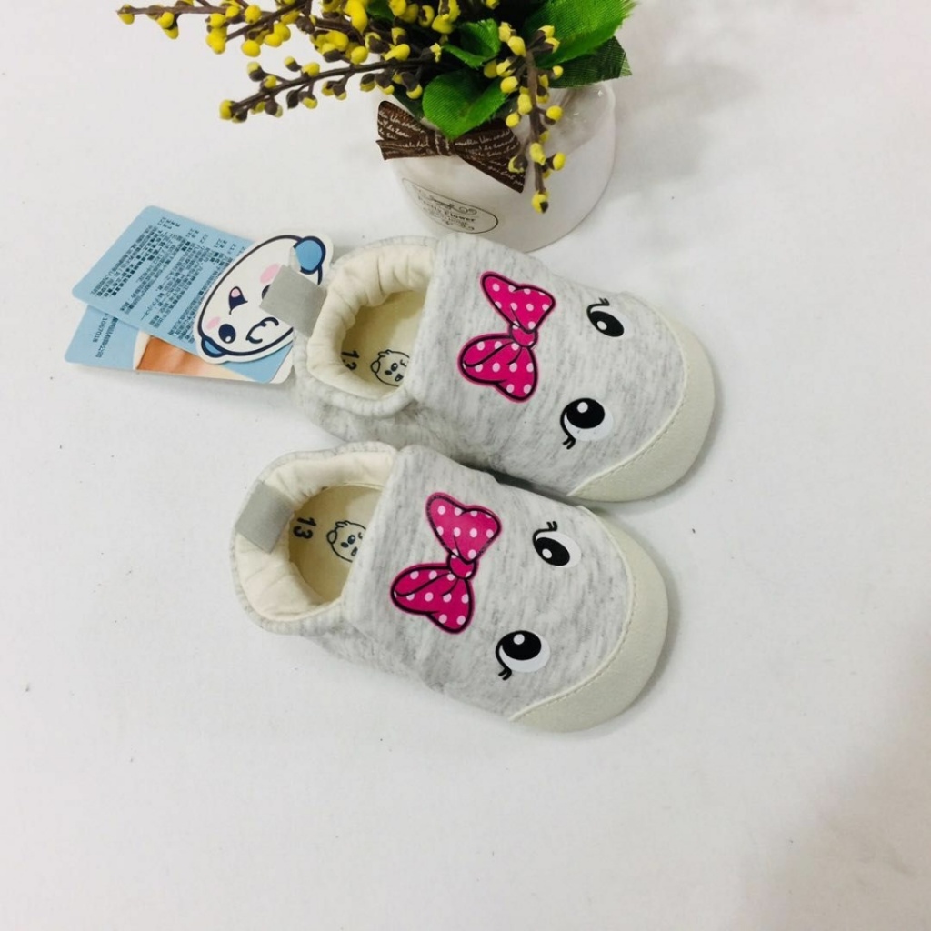 Snow doll baby men and women baby shoes leather grain soft sole skin-friendly cotton manufacturers Snow doll baby men and women baby shoes leather grain soft sole skin-friendly cotton manufacturers