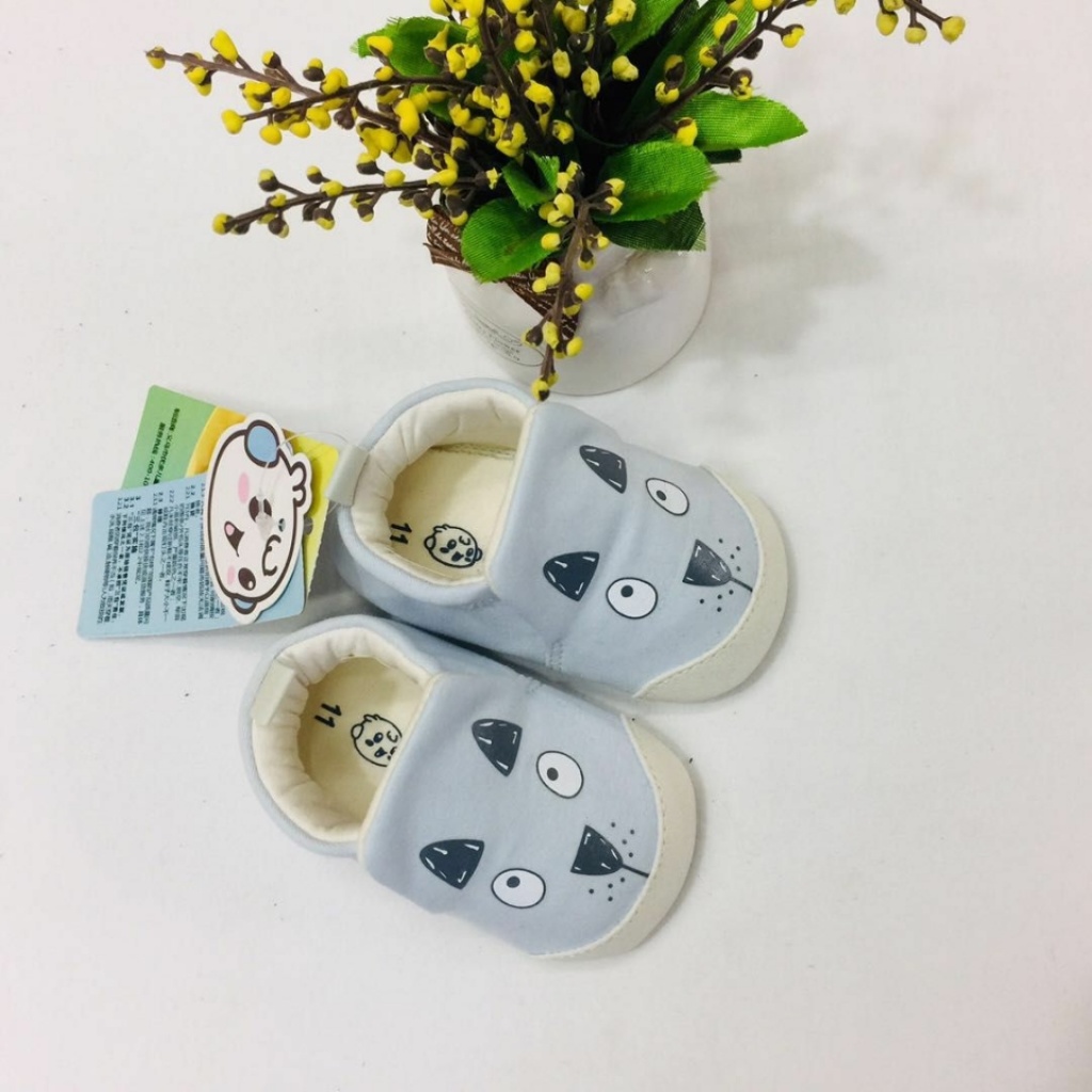 Snow doll baby men and women baby shoes leather grain soft sole skin-friendly cotton manufacturers Snow doll baby men and women baby shoes leather grain soft sole skin-friendly cotton manufacturers