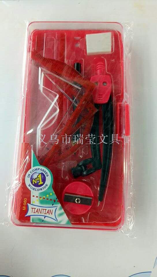 Compasses set for students plastic Compasses sold in foreign trade wholesale