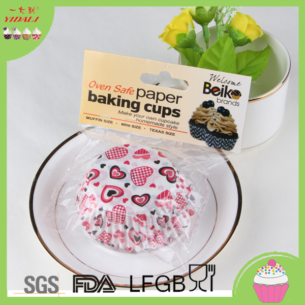 Valentine's day love cake paper cup disposable baked goods environmental protection high temperature. Valentine's day love cake paper cup disposable baked goods environmental protection high temperature.