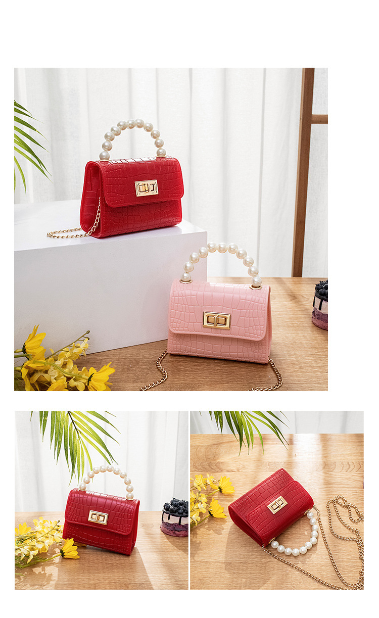 Women's Bag 2021 New Mini Crocodile Pattern Lock Pearl Handle Gel Bag Fresh Lipstick Pack Foreign Trade Women's Bag 2021 New Mini Crocodile Pattern Lock Pearl Handle Gel Bag Fresh Lipstick Pack Foreign Trade