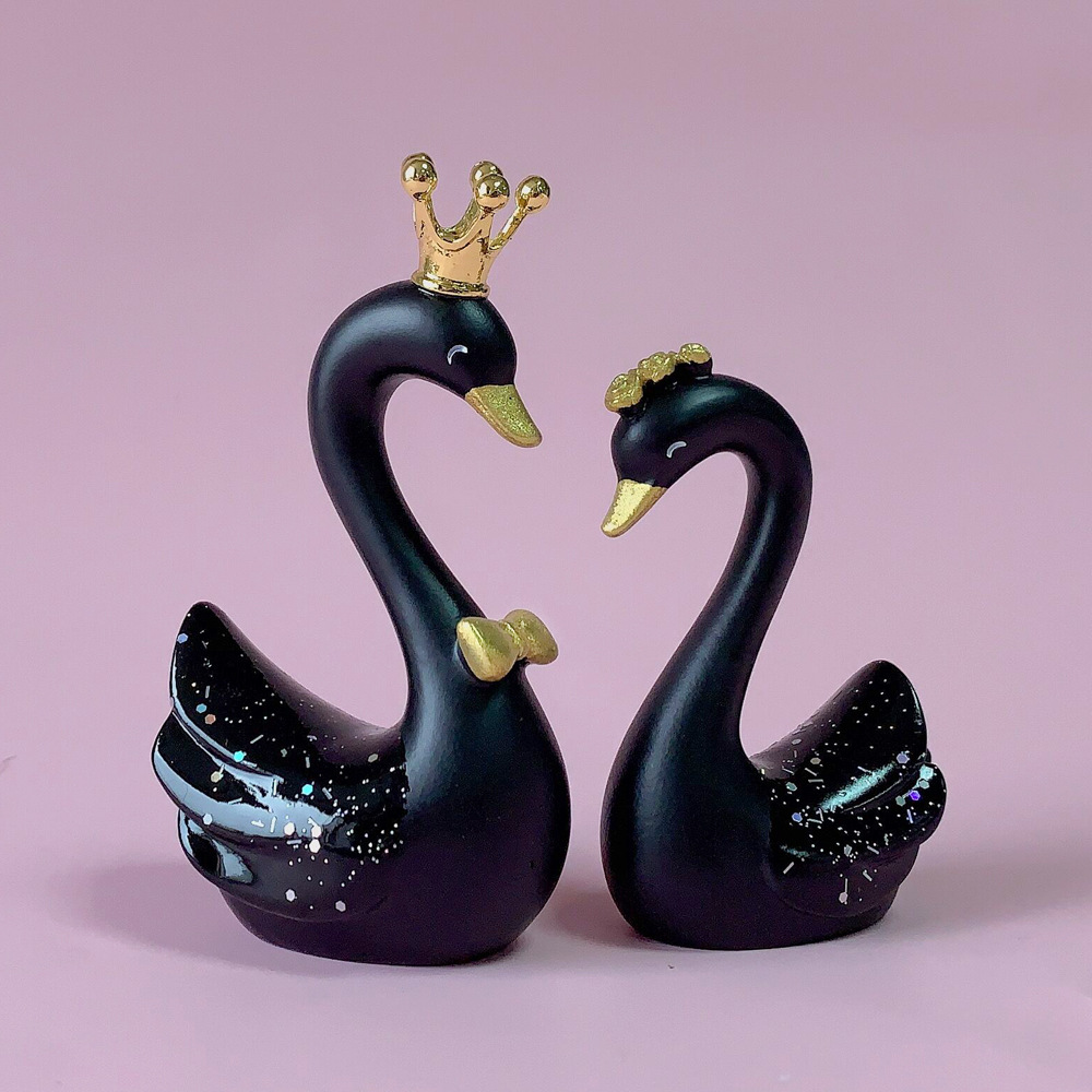Creative Car Decoration Crown Swan Ins Resin Crafts Birthday Cake Qixi Jewelry for Valentine&#039;s Day Gift