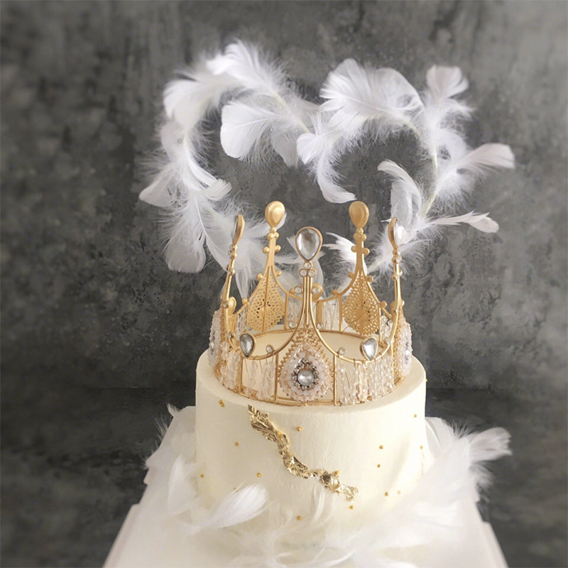 Chen Zihan Same Style European Retro Birthday Cake Baking Decoration Handmade Woven Crystal Bridal Big Crown Wedding Dress