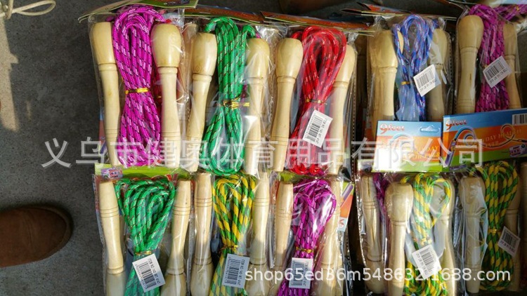 Manufacturers direct sales of wooden handle children rope playing can do sports supplies fitness equipment gift single jump rope wood Manufacturers direct sales of wooden handle children rope playing can do sports supplies fitness equipment gift single jump rope wood