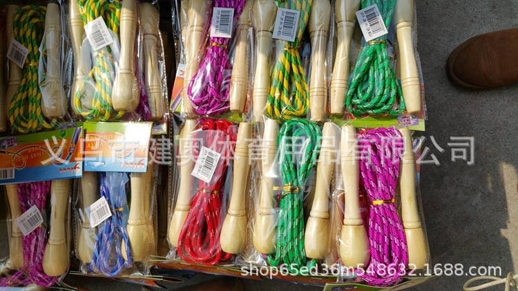 Manufacturers direct sales of wooden handle children rope playing can do sports supplies fitness equipment gift single jump rope wood Manufacturers direct sales of wooden handle children rope playing can do sports supplies fitness equipment gift single jump rope wood