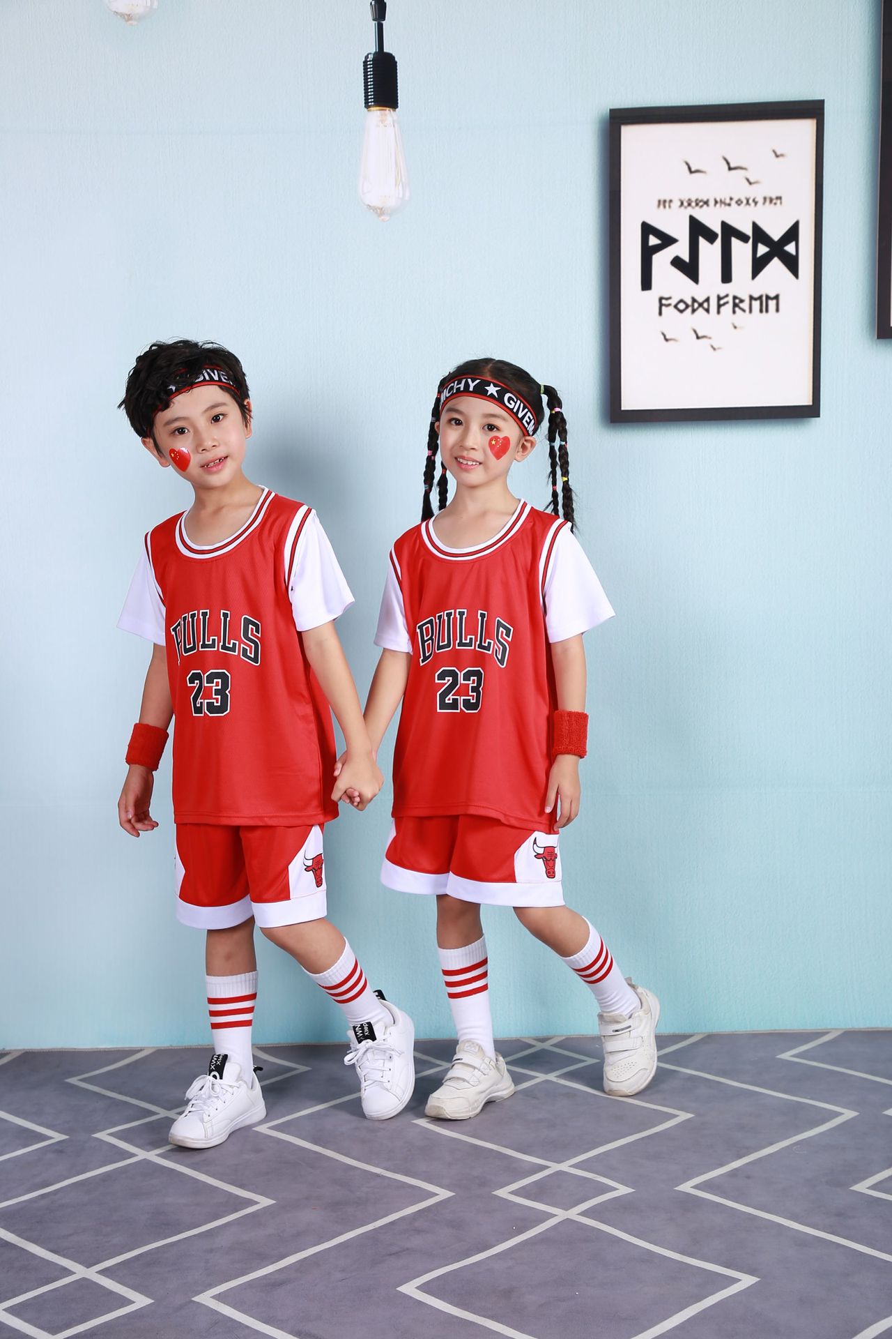 Quick-Drying Breathable Fake Two-Piece Children's Basketball Wear Suit Short-Sleeved Jersey Customized Kindergarten Children's Day Performance Training Wear Quick-Drying Breathable Fake Two-Piece Children's Basketball Wear Suit Short-Sleeved Jersey Customized Kindergarten Children's Day Performance Training Wear