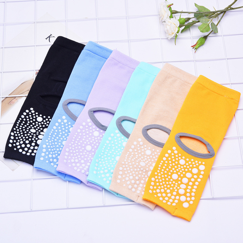 Four Seasons Mid-Calf Length Taekwondo Half Finger Finger Yoga Socks Female Five Finger Pilates Yoga Stockings for Dancing Trampoline Socks Four Seasons Mid-Calf Length Taekwondo Half Finger Finger Yoga Socks Female Five Finger Pilates Yoga Stockings for Dancing Trampoline Socks