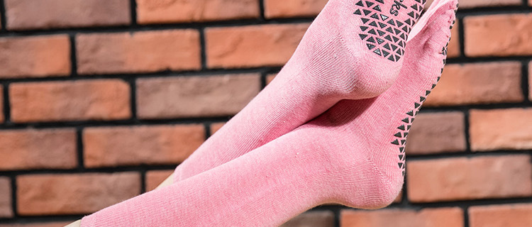 Long Tube Yoga Socks Toe Socks Pilates Non-Slip Socks Split Toe over the Knee Mid Tube Silicone Sports Fitness Summer Delivery Long Tube Yoga Socks Toe Socks Pilates Non-Slip Socks Split Toe over the Knee Mid Tube Silicone Sports Fitness Summer Delivery