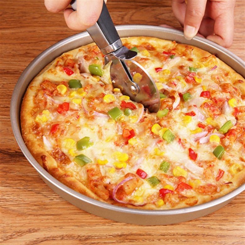 Pizza Cut Household round Kitchen Tools Pizza Cutter Baking Tool Roller Pizza Cut Cutter Factory Direct Sales Pizza Cut Household round Kitchen Tools Pizza Cutter Baking Tool Roller Pizza Cut Cutter Factory Direct Sales