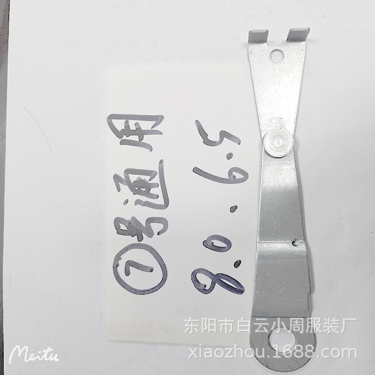 Manual Shake Cigarette Rolling Machine Factory Direct Sales Stainless Steel Metal Filling Cigarette Cigarette Making Machine Household Half Manual Cigarette Roller Cigarette Rolling Machine Accessories Manual Shake Cigarette Rolling Machine Factory Direct Sales Stainless Steel Metal Filling Cigarette Cigarette Making Machine Household Half Manual Cigarette Roller Cigarette Rolling Machine Accessories