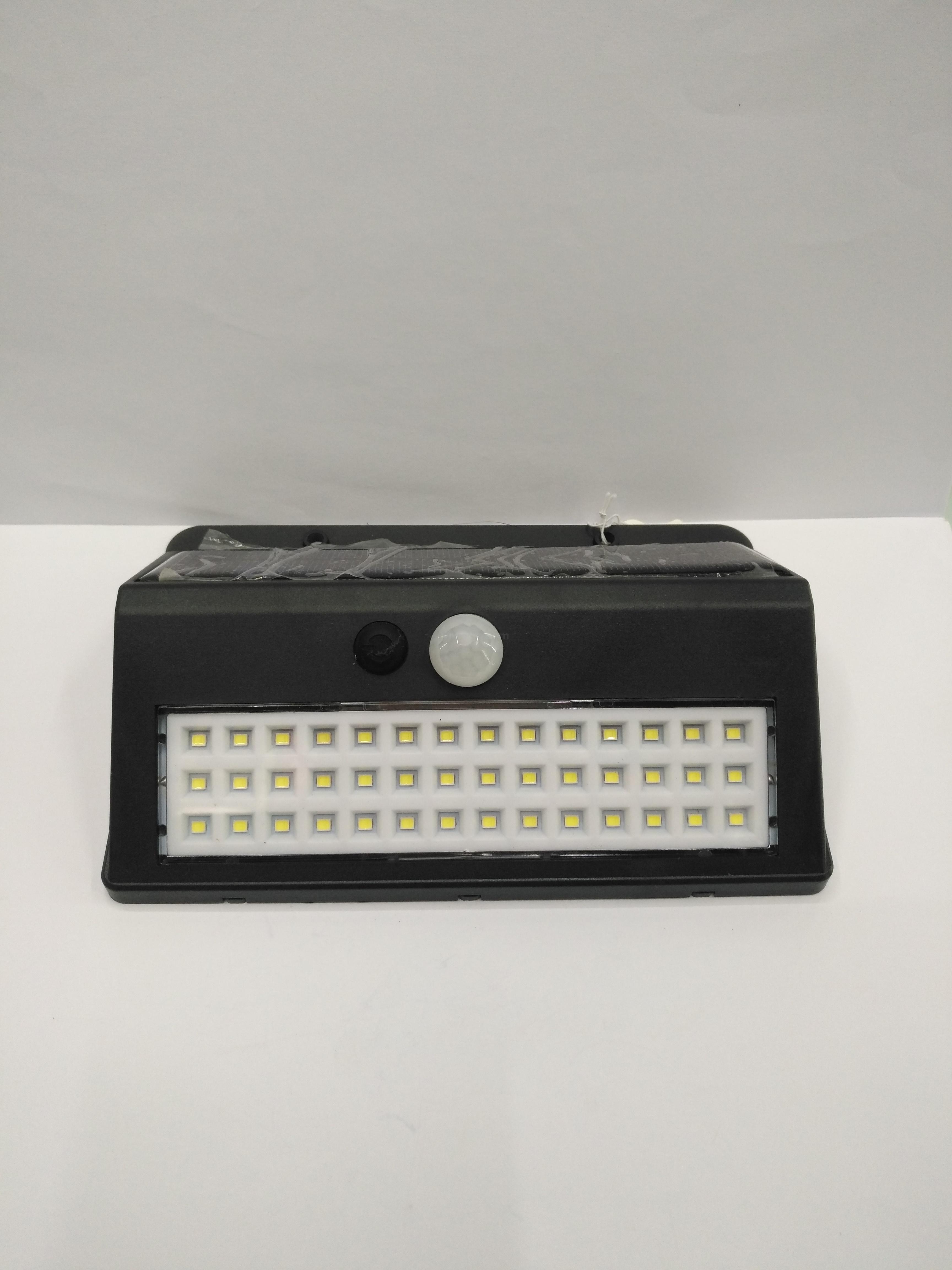 Sales of new solar sensor lamp, wall lamp, lawn lamp, garden lamp, outdoor lighting