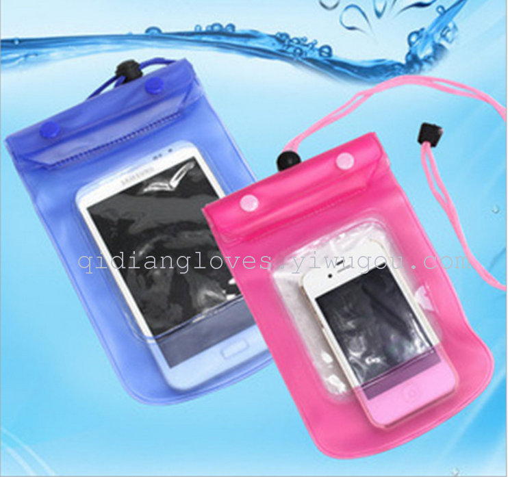 The new two mobile phone waterproof bag bag Songkran environmental PVC mobile phone waterproof jacket
