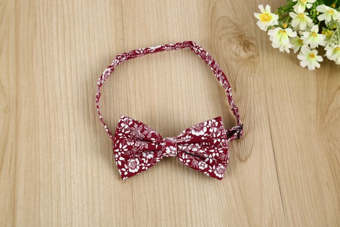 Factory Direct Sales Exquisite Fashion Bow Tie Square Towel Cuff Gift Box Three-Piece Set Factory Direct Sales Exquisite Fashion Bow Tie Square Towel Cuff Gift Box Three-Piece Set
