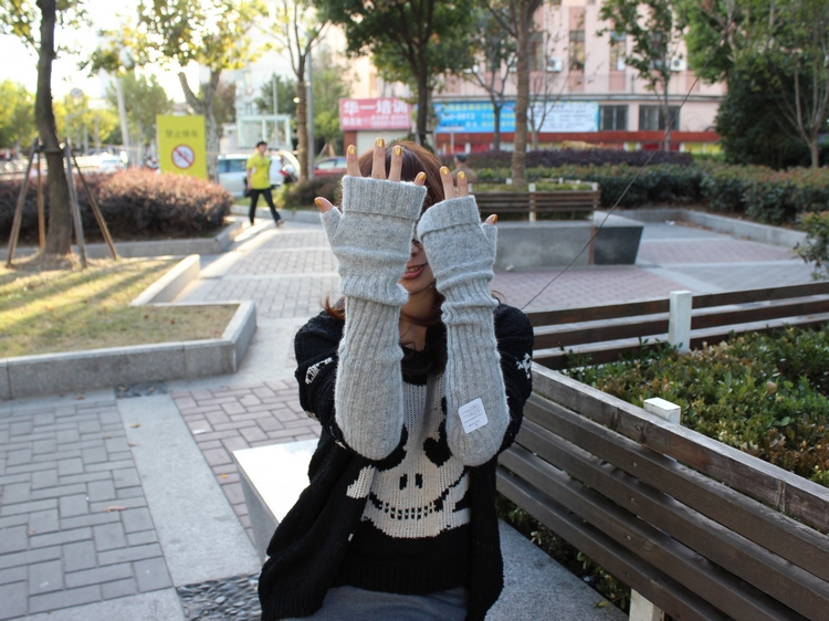 Korean Style Fashionable Winter Half Gloves Knitted Autumn and Winter Long Mori Girl Style Arm Sleeve Wrist Cuff Wool Fingerless Gloves Korean Style Fashionable Winter Half Gloves Knitted Autumn and Winter Long Mori Girl Style Arm Sleeve Wrist Cuff Wool Fingerless Gloves