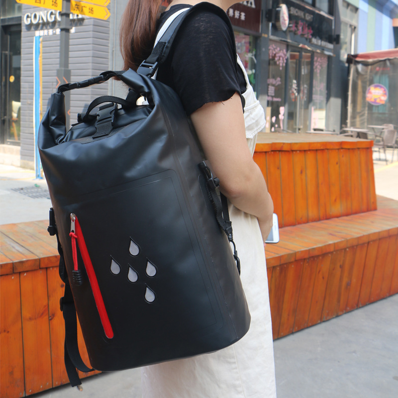 Outdoor Waterproof Backpack WaterProof Bag PVC Backpack Waterproof Bag with Reflective Stripe Waterproof Bucket Bag