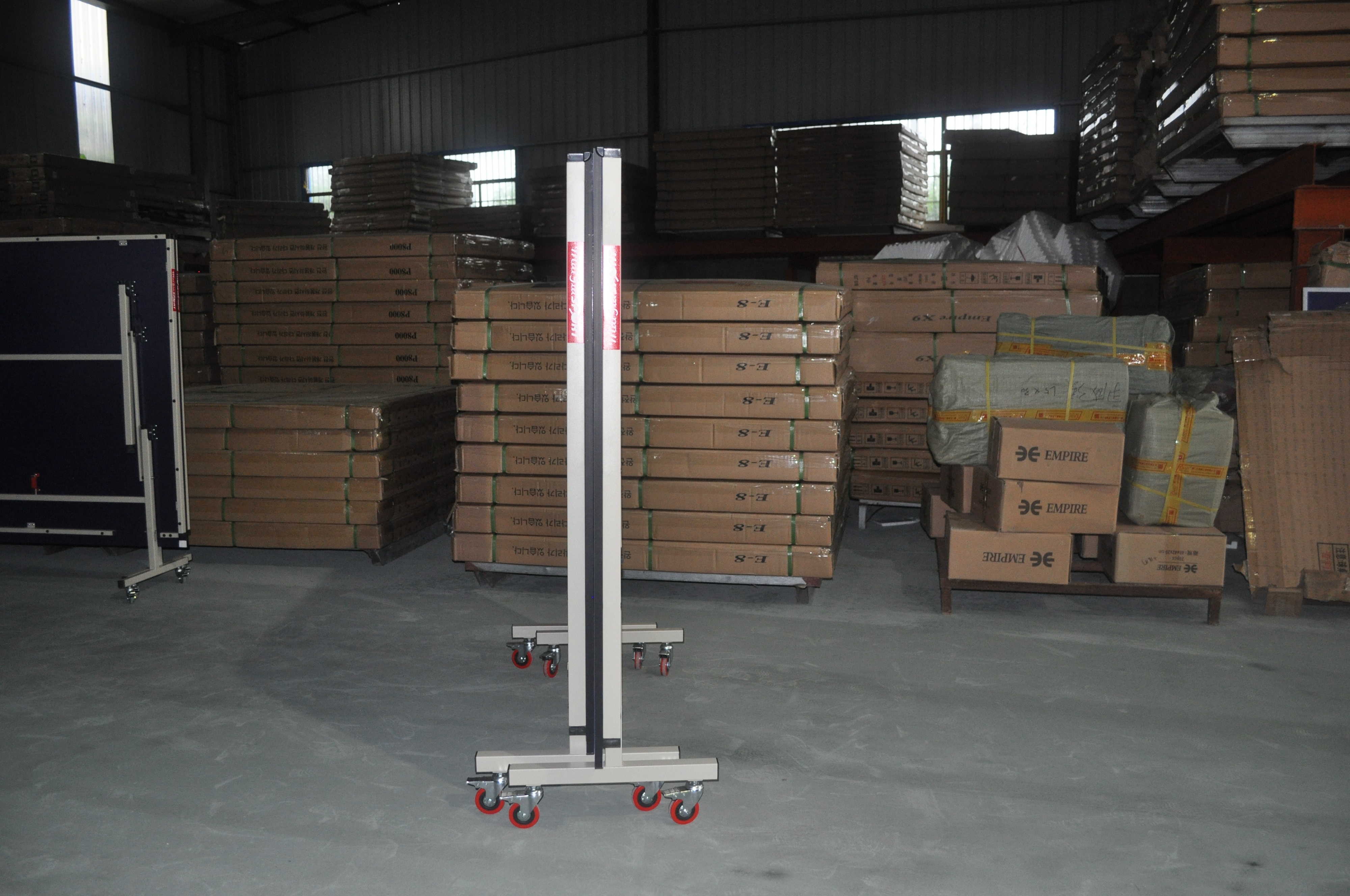 table tennis table movable with wheels AJ-10