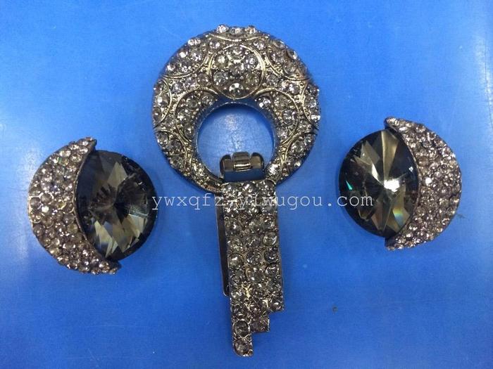 Buttons on the duck-billed decorative buckle cuff apparel buckles buckles