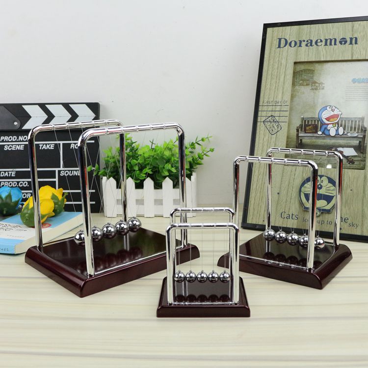 Wholesale Large, Medium and Small Square Newton a Regional Name for Billiards Creative Desktop Bumperball Swing Ball Craft Gift Decorative Ornaments