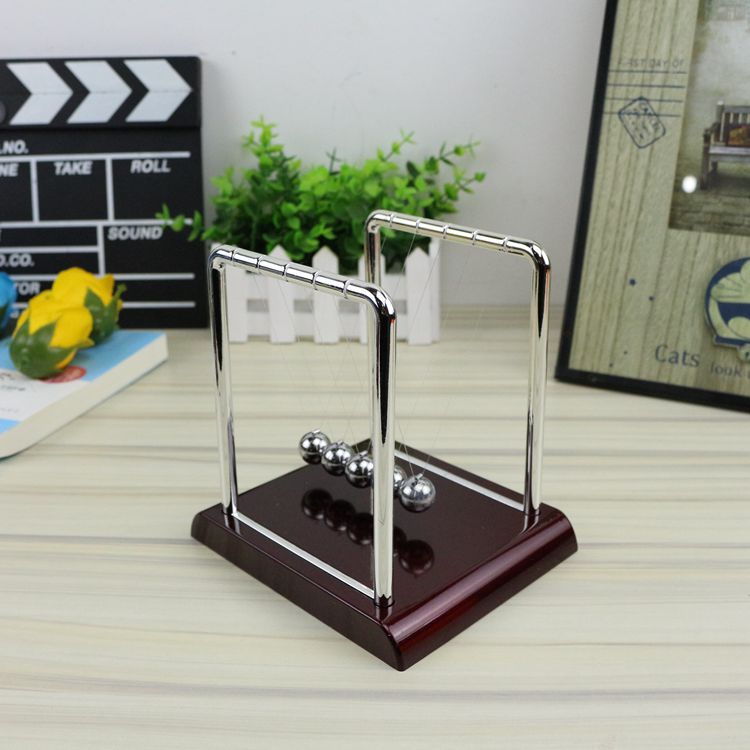 Wholesale Large, Medium and Small Square Newton a Regional Name for Billiards Creative Desktop Bumperball Swing Ball Craft Gift Decorative Ornaments