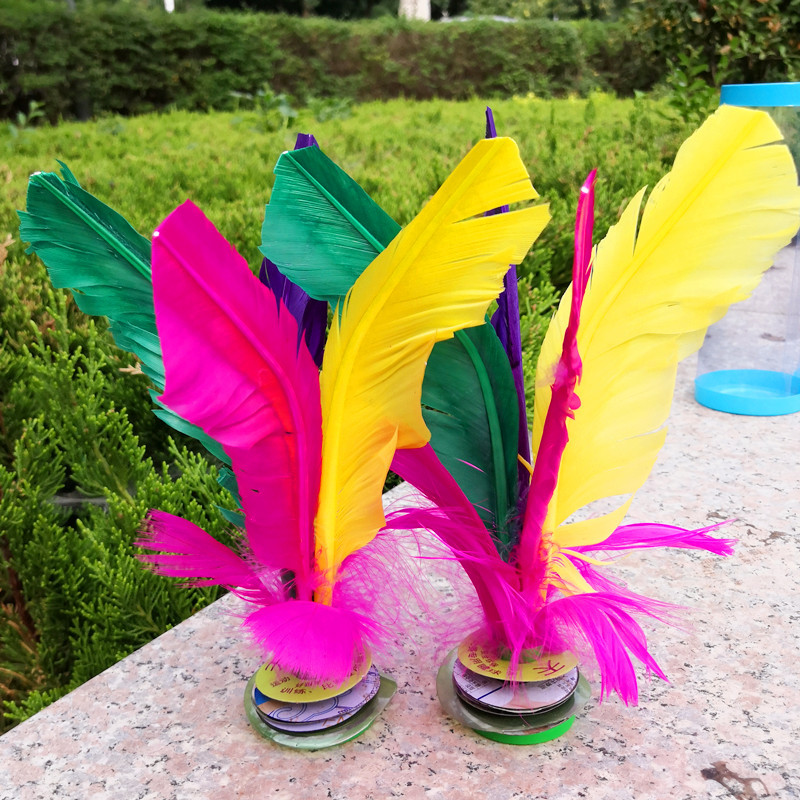 Children&#039;s FourFeather Color Goose Feather for Fitness Shuttlecock Big Flower Shuttlecock Custom Logo Manufacturer