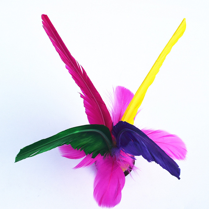 Children&#039;s FourFeather Color Goose Feather for Fitness Shuttlecock Big Flower Shuttlecock Custom Logo Manufacturer