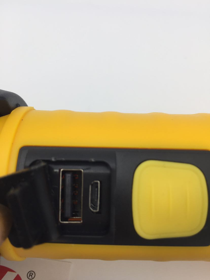 Tool is suing multi - function LED light hook car maintenance light adjustable light folding camping light