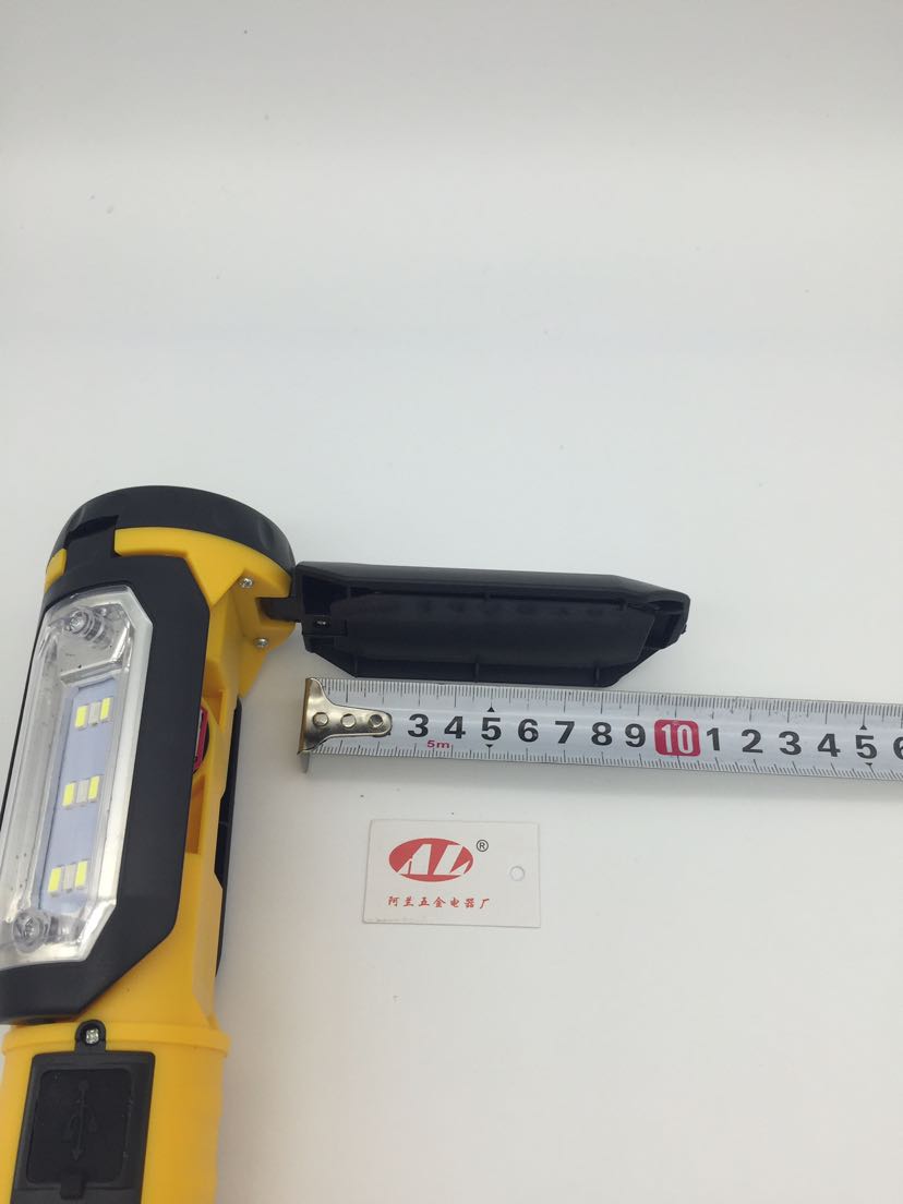 Tool is suing multi - function LED light hook car maintenance light adjustable light folding camping light